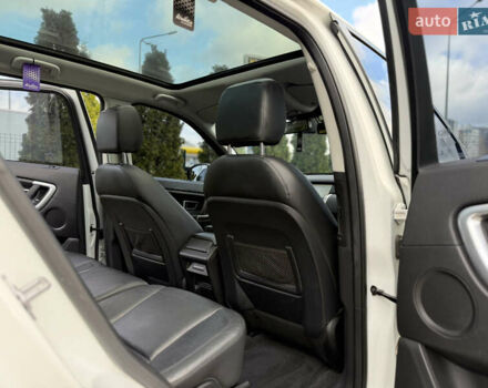 Белый Ленд Ровер Discovery Sport, объемом двигателя 2 л и пробегом 158 тыс. км за 17500 $, фото 55 на Automoto.ua