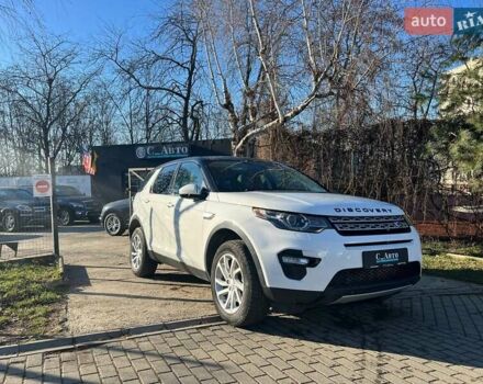 Белый Ленд Ровер Discovery Sport, объемом двигателя 2 л и пробегом 104 тыс. км за 17800 $, фото 2 на Automoto.ua