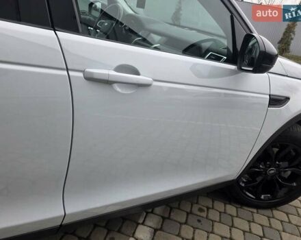 Білий Ленд Ровер Discovery Sport, об'ємом двигуна 2.2 л та пробігом 165 тис. км за 21950 $, фото 17 на Automoto.ua