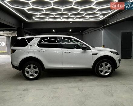 Белый Ленд Ровер Discovery Sport, объемом двигателя 2 л и пробегом 229 тыс. км за 15500 $, фото 9 на Automoto.ua