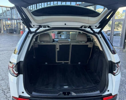 Білий Ленд Ровер Discovery Sport, об'ємом двигуна 2 л та пробігом 122 тис. км за 17500 $, фото 20 на Automoto.ua
