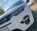 Білий Ленд Ровер Discovery Sport, об'ємом двигуна 2 л та пробігом 153 тис. км за 18700 $, фото 32 на Automoto.ua