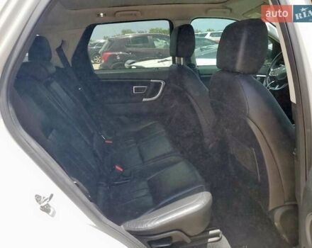 Белый Ленд Ровер Discovery Sport, объемом двигателя 2 л и пробегом 112 тыс. км за 3000 $, фото 10 на Automoto.ua