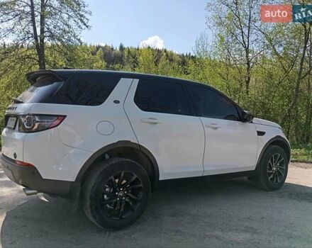 Білий Ленд Ровер Discovery Sport, об'ємом двигуна 2 л та пробігом 153 тис. км за 18700 $, фото 2 на Automoto.ua