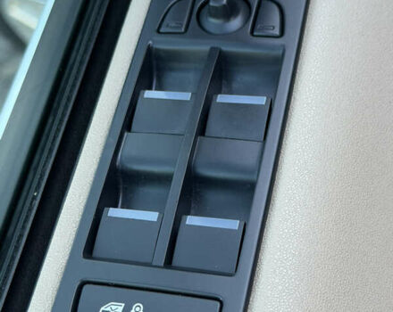 Білий Ленд Ровер Discovery Sport, об'ємом двигуна 2 л та пробігом 122 тис. км за 17500 $, фото 42 на Automoto.ua