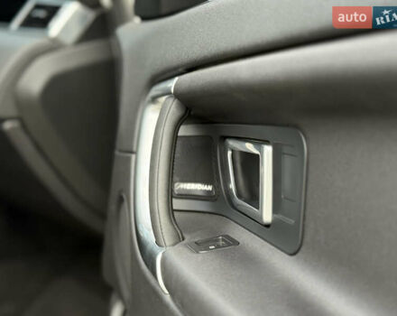 Белый Ленд Ровер Discovery Sport, объемом двигателя 2 л и пробегом 158 тыс. км за 17500 $, фото 46 на Automoto.ua