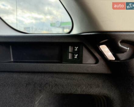 Белый Ленд Ровер Discovery Sport, объемом двигателя 2 л и пробегом 158 тыс. км за 17500 $, фото 34 на Automoto.ua