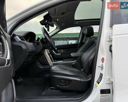 Белый Ленд Ровер Discovery Sport, объемом двигателя 2 л и пробегом 158 тыс. км за 17500 $, фото 67 на Automoto.ua