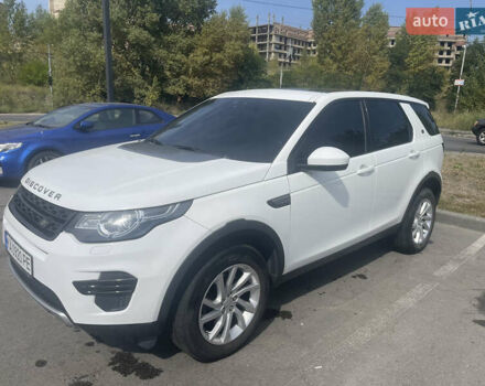 Белый Ленд Ровер Discovery Sport, объемом двигателя 2 л и пробегом 157 тыс. км за 19000 $, фото 1 на Automoto.ua