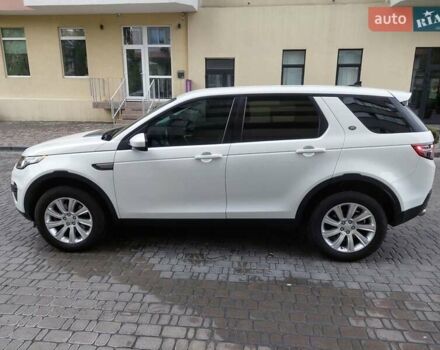 Ленд Ровер Discovery Sport 2016 в Киеве на Automoto.ua Белый Ленд Ровер Discovery Sport, объемом двигателя 2 л и пробегом 28 тыс. км за 16999 $, фото 1 на Automoto.ua