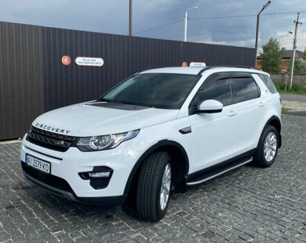 Білий Ленд Ровер Discovery Sport, об'ємом двигуна 2 л та пробігом 120 тис. км за 24900 $, фото 11 на Automoto.ua