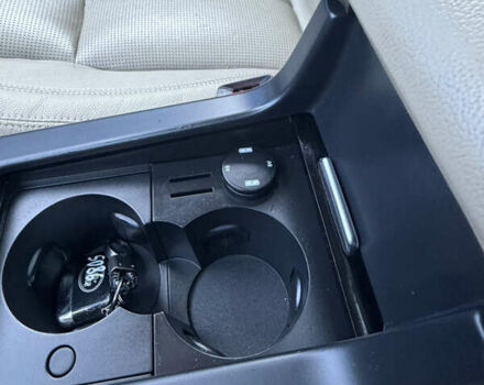 Білий Ленд Ровер Discovery Sport, об'ємом двигуна 2 л та пробігом 122 тис. км за 17500 $, фото 55 на Automoto.ua