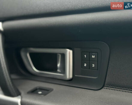 Белый Ленд Ровер Discovery Sport, объемом двигателя 2 л и пробегом 141 тыс. км за 19999 $, фото 34 на Automoto.ua