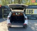 Білий Ленд Ровер Discovery Sport, об'ємом двигуна 2 л та пробігом 111 тис. км за 18200 $, фото 11 на Automoto.ua