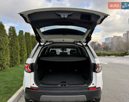 Белый Ленд Ровер Discovery Sport, объемом двигателя 2 л и пробегом 158 тыс. км за 17500 $, фото 31 на Automoto.ua