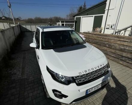 Белый Ленд Ровер Discovery Sport, объемом двигателя 2 л и пробегом 181 тыс. км за 27528 $, фото 1 на Automoto.ua