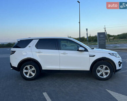 Белый Ленд Ровер Discovery Sport, объемом двигателя 2.18 л и пробегом 193 тыс. км за 15900 $, фото 5 на Automoto.ua