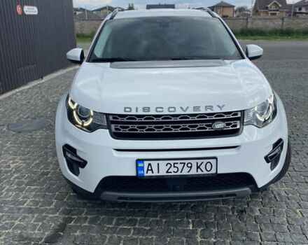 Білий Ленд Ровер Discovery Sport, об'ємом двигуна 2 л та пробігом 120 тис. км за 24900 $, фото 4 на Automoto.ua