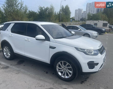 Белый Ленд Ровер Discovery Sport, объемом двигателя 2 л и пробегом 157 тыс. км за 19000 $, фото 5 на Automoto.ua
