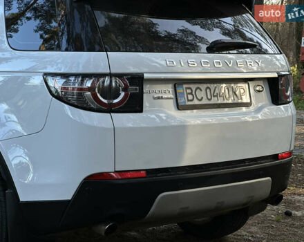 Белый Ленд Ровер Discovery Sport, объемом двигателя 2 л и пробегом 102 тыс. км за 18999 $, фото 9 на Automoto.ua