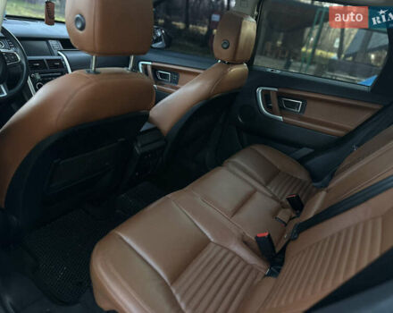 Белый Ленд Ровер Discovery Sport, объемом двигателя 2 л и пробегом 102 тыс. км за 18999 $, фото 16 на Automoto.ua