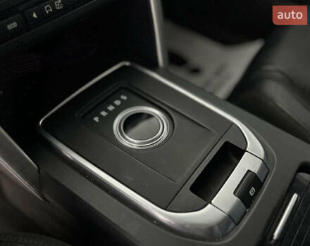 Белый Ленд Ровер Discovery Sport, объемом двигателя 2 л и пробегом 167 тыс. км за 19700 $, фото 15 на Automoto.ua