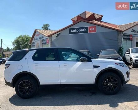 Білий Ленд Ровер Discovery Sport, об'ємом двигуна 2 л та пробігом 145 тис. км за 16990 $, фото 3 на Automoto.ua