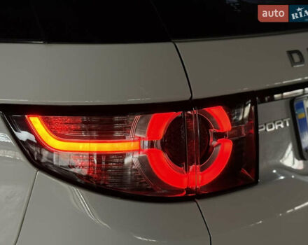 Белый Ленд Ровер Discovery Sport, объемом двигателя 2 л и пробегом 158 тыс. км за 17500 $, фото 80 на Automoto.ua