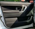 Білий Ленд Ровер Discovery Sport, об'ємом двигуна 2 л та пробігом 145 тис. км за 17790 $, фото 16 на Automoto.ua