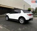 Білий Ленд Ровер Discovery Sport, об'ємом двигуна 2 л та пробігом 118 тис. км за 18099 $, фото 6 на Automoto.ua