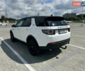 Белый Ленд Ровер Discovery Sport, объемом двигателя 2 л и пробегом 115 тыс. км за 19900 $, фото 5 на Automoto.ua