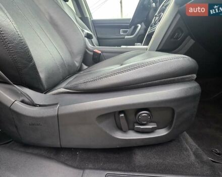 Білий Ленд Ровер Discovery Sport, об'ємом двигуна 2.2 л та пробігом 165 тис. км за 21950 $, фото 62 на Automoto.ua