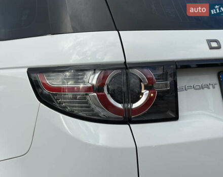 Белый Ленд Ровер Discovery Sport, объемом двигателя 2 л и пробегом 158 тыс. км за 17500 $, фото 28 на Automoto.ua