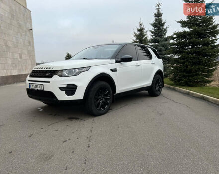 Белый Ленд Ровер Discovery Sport, объемом двигателя 2 л и пробегом 142 тыс. км за 18900 $, фото 1 на Automoto.ua