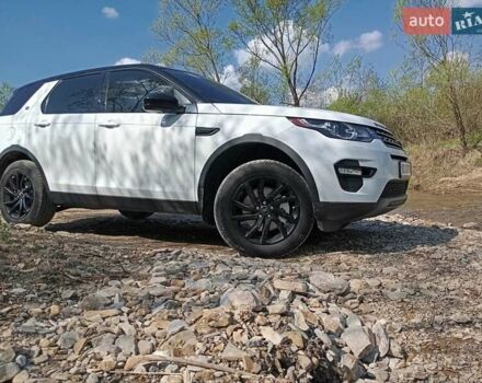 Білий Ленд Ровер Discovery Sport, об'ємом двигуна 2 л та пробігом 153 тис. км за 18700 $, фото 30 на Automoto.ua