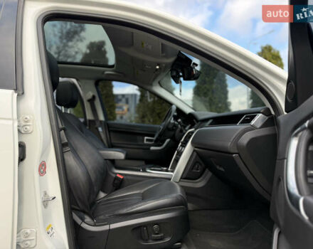 Белый Ленд Ровер Discovery Sport, объемом двигателя 2 л и пробегом 158 тыс. км за 17500 $, фото 50 на Automoto.ua