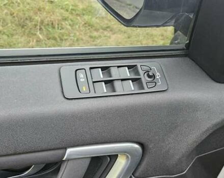 Білий Ленд Ровер Discovery Sport, об'ємом двигуна 2 л та пробігом 187 тис. км за 15700 $, фото 19 на Automoto.ua