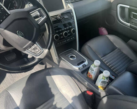 Білий Ленд Ровер Discovery Sport, об'ємом двигуна 2 л та пробігом 216 тис. км за 20000 $, фото 13 на Automoto.ua