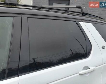 Білий Ленд Ровер Discovery Sport, об'ємом двигуна 2.2 л та пробігом 165 тис. км за 21950 $, фото 40 на Automoto.ua