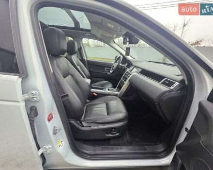 Білий Ленд Ровер Discovery Sport, об'ємом двигуна 2.2 л та пробігом 165 тис. км за 21950 $, фото 52 на Automoto.ua