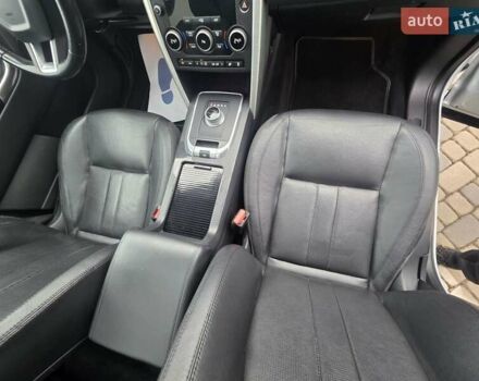 Білий Ленд Ровер Discovery Sport, об'ємом двигуна 2.2 л та пробігом 165 тис. км за 21950 $, фото 61 на Automoto.ua
