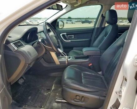 Белый Ленд Ровер Discovery Sport, объемом двигателя 2 л и пробегом 112 тыс. км за 3000 $, фото 6 на Automoto.ua
