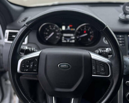 Белый Ленд Ровер Discovery Sport, объемом двигателя 2 л и пробегом 193 тыс. км за 18499 $, фото 18 на Automoto.ua