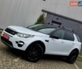 Білий Ленд Ровер Discovery Sport, об'ємом двигуна 2.2 л та пробігом 165 тис. км за 21950 $, фото 9 на Automoto.ua