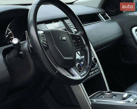 Белый Ленд Ровер Discovery Sport, объемом двигателя 2 л и пробегом 129 тыс. км за 16700 $, фото 35 на Automoto.ua