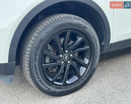 Білий Ленд Ровер Discovery Sport, об'ємом двигуна 2 л та пробігом 152 тис. км за 15000 $, фото 9 на Automoto.ua
