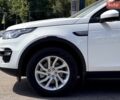 Білий Ленд Ровер Discovery Sport, об'ємом двигуна 2 л та пробігом 18 тис. км за 28000 $, фото 10 на Automoto.ua