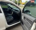 Білий Ленд Ровер Discovery Sport, об'ємом двигуна 2 л та пробігом 219 тис. км за 13000 $, фото 33 на Automoto.ua