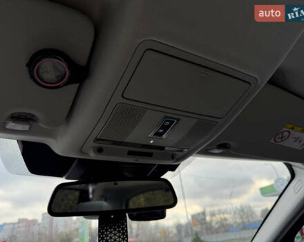 Белый Ленд Ровер Discovery Sport, объемом двигателя 2 л и пробегом 158 тыс. км за 17500 $, фото 63 на Automoto.ua