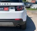 Білий Ленд Ровер Discovery Sport, об'ємом двигуна 2 л та пробігом 145 тис. км за 16990 $, фото 11 на Automoto.ua